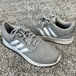 Adidas cloud foam tennis shoes